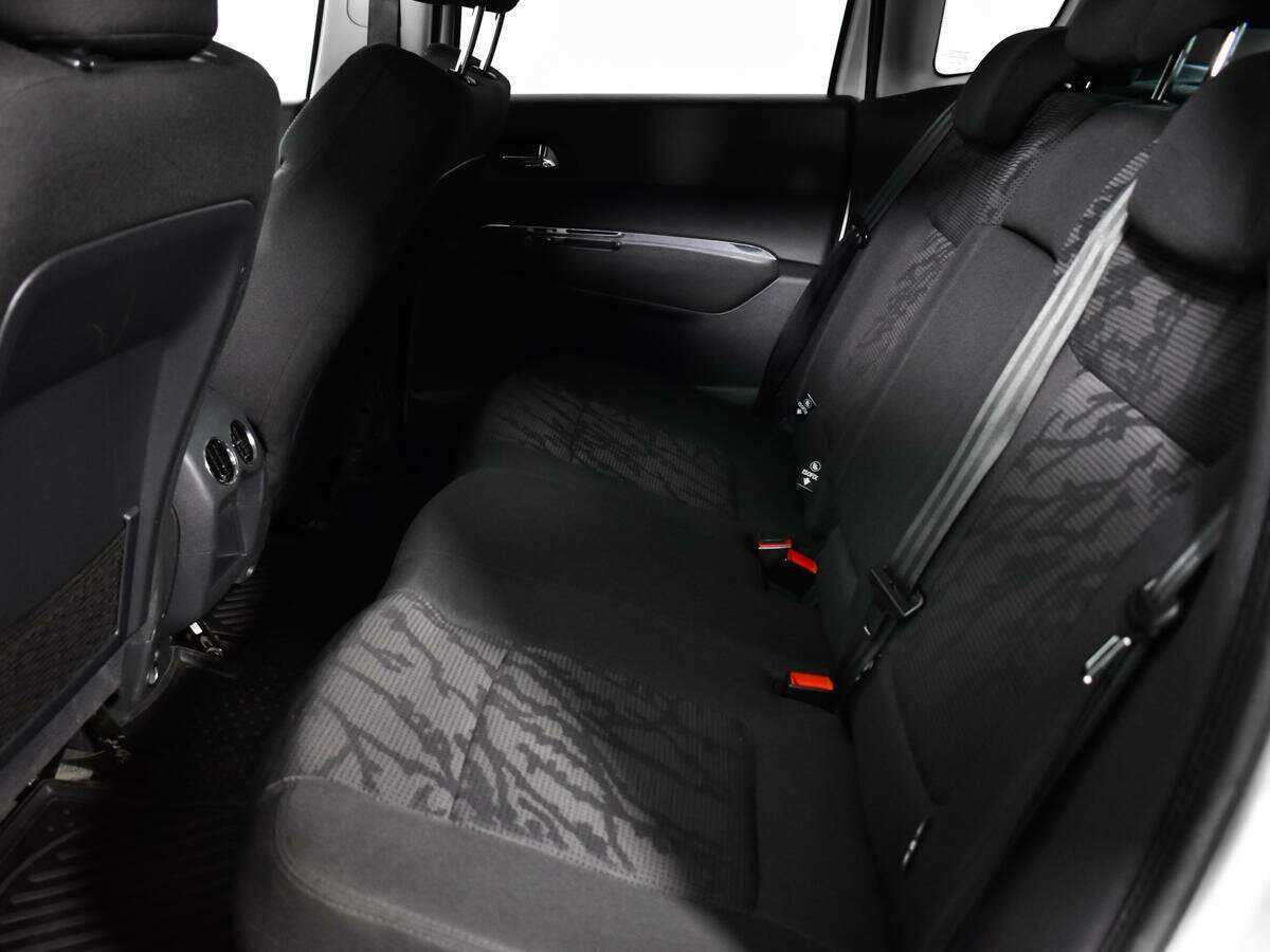 Купить Peugeot 3008, 2012, 189 873 км.. Фото: #9