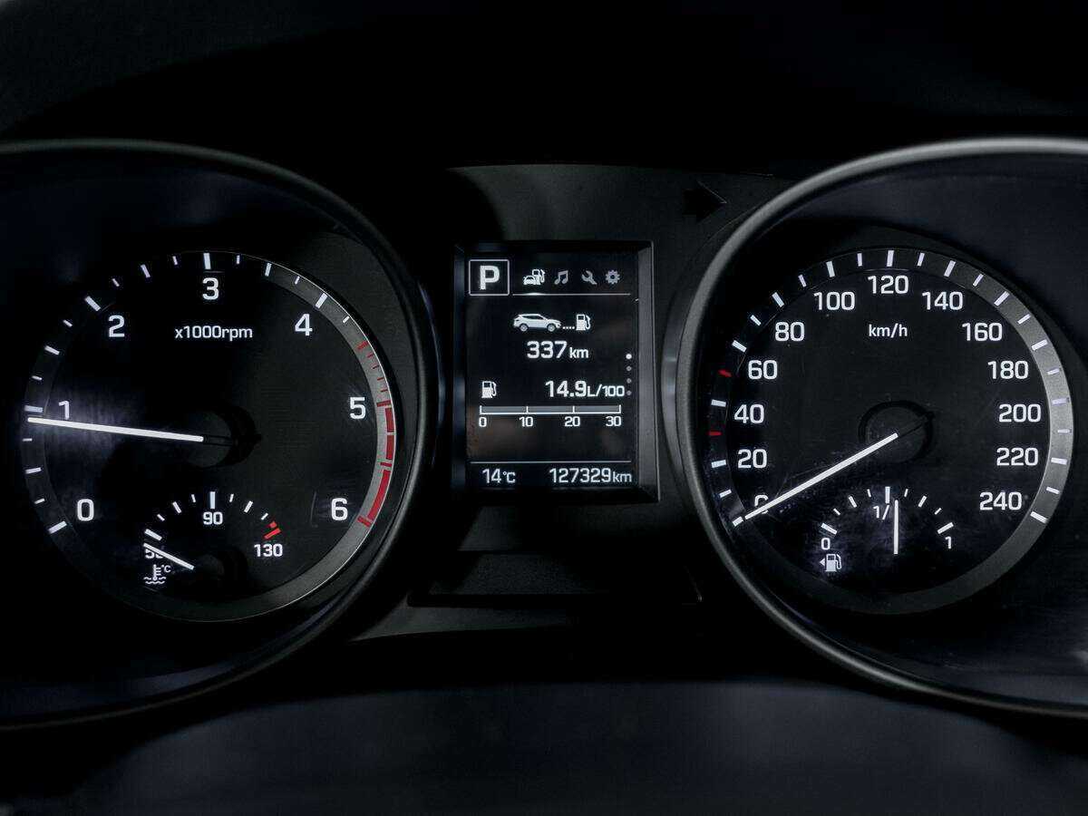 Купить Hyundai Santa Fe, 2016, 127 101 км.. Фото: #10