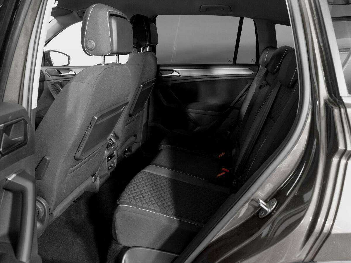 Купить Volkswagen Tiguan, 2018, 147 495 км.. Фото: #9