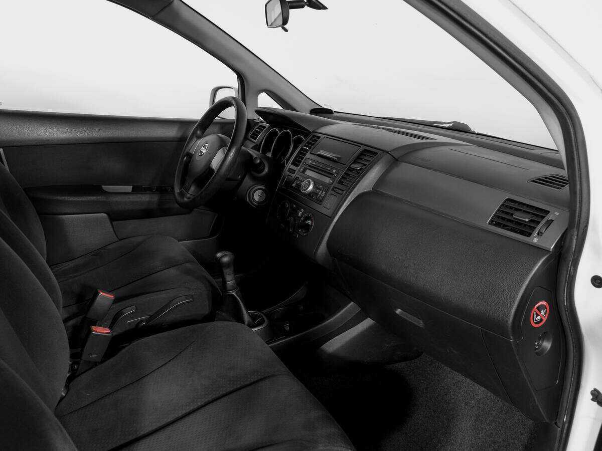 Купить Nissan Tiida, 2013, 140 737 км.. Фото: #7