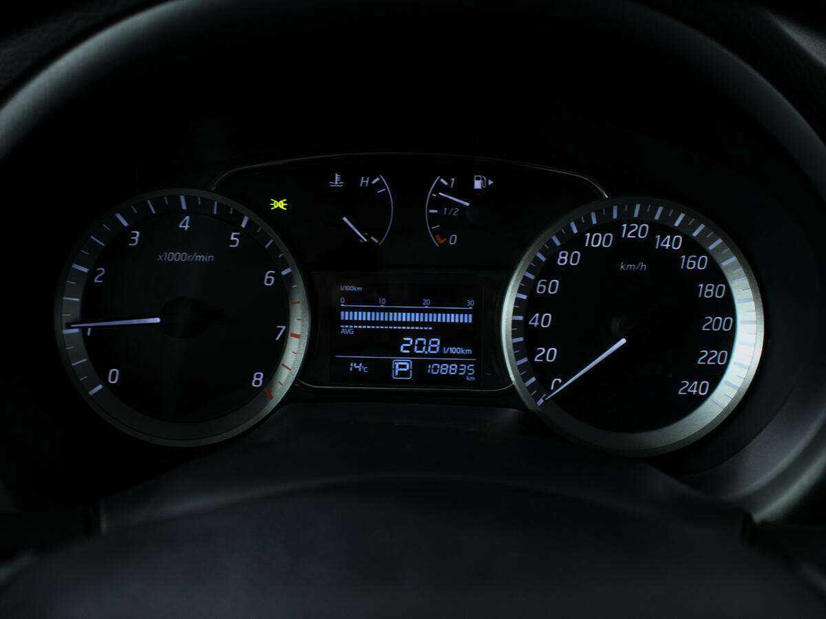 Купить Nissan Tiida, 2015, 108 068 км.. Фото: #10