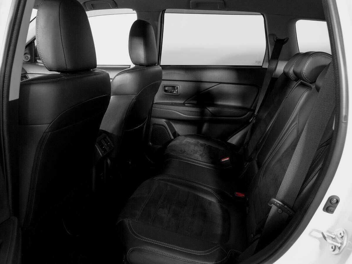 Купить Mitsubishi Outlander, 2021, 43 837 км.. Фото: #9