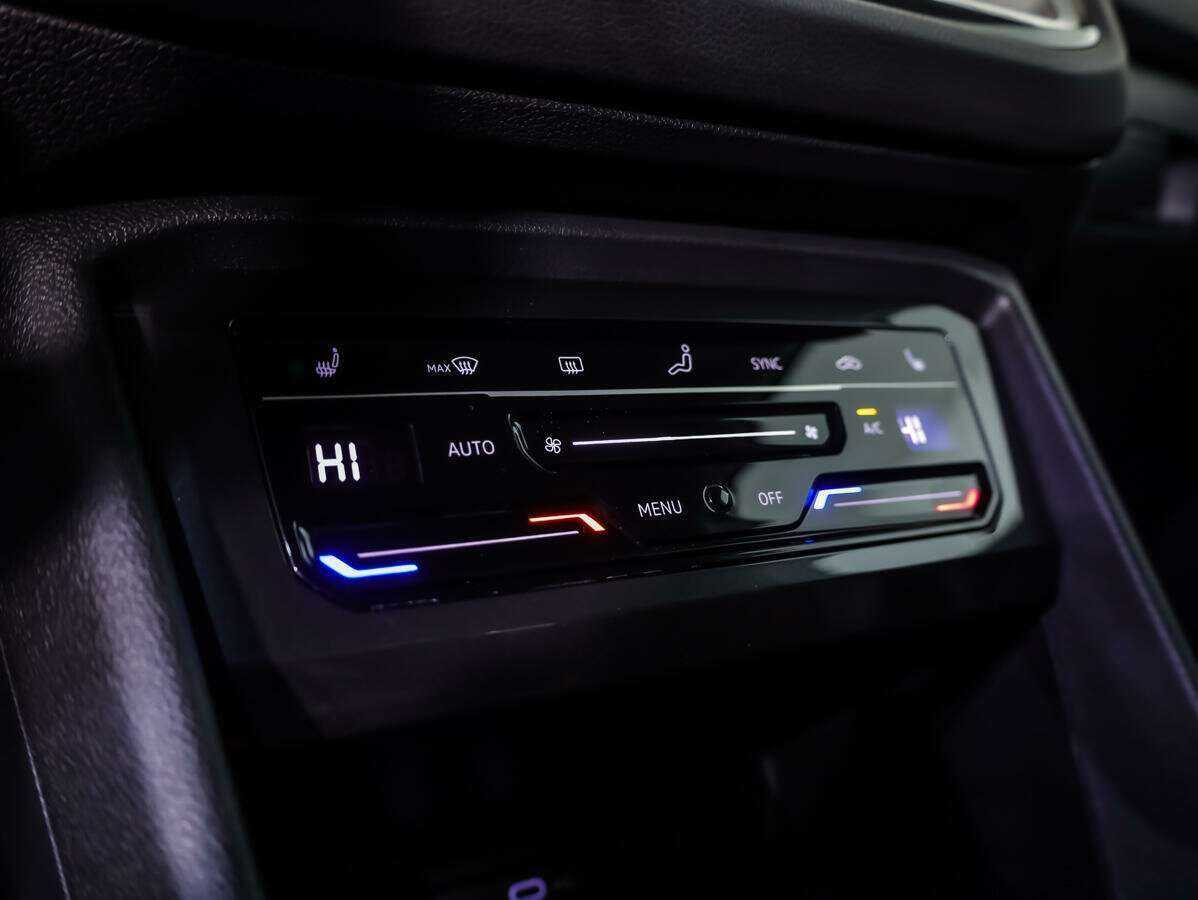 Купить Volkswagen Tiguan, 2020, 45 904 км.. Фото: #13