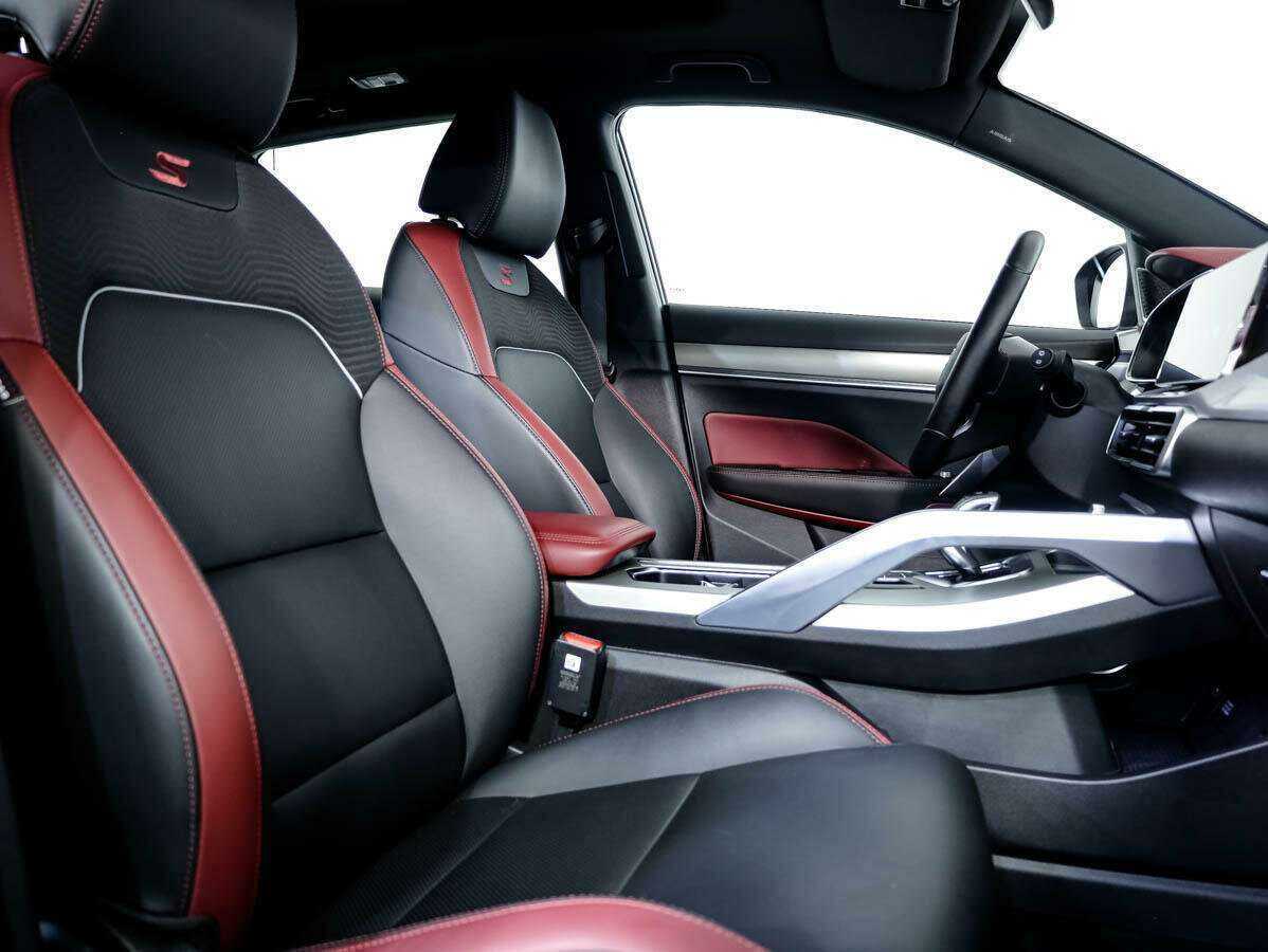 Купить Geely Coolray, 2021, 27 618 км.. Фото: #11