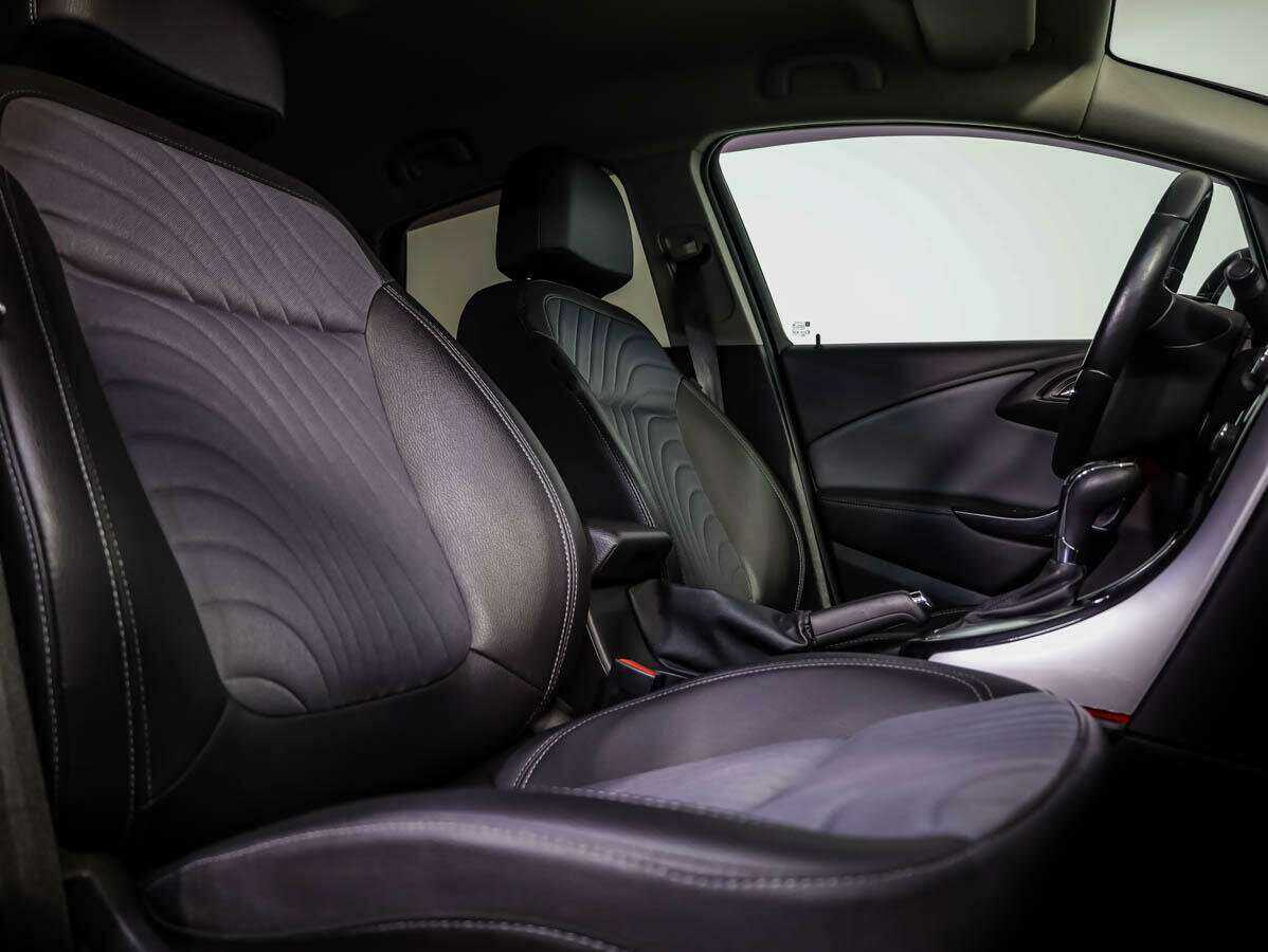 Купить Opel Astra, 2015, 157 394 км.. Фото: #10