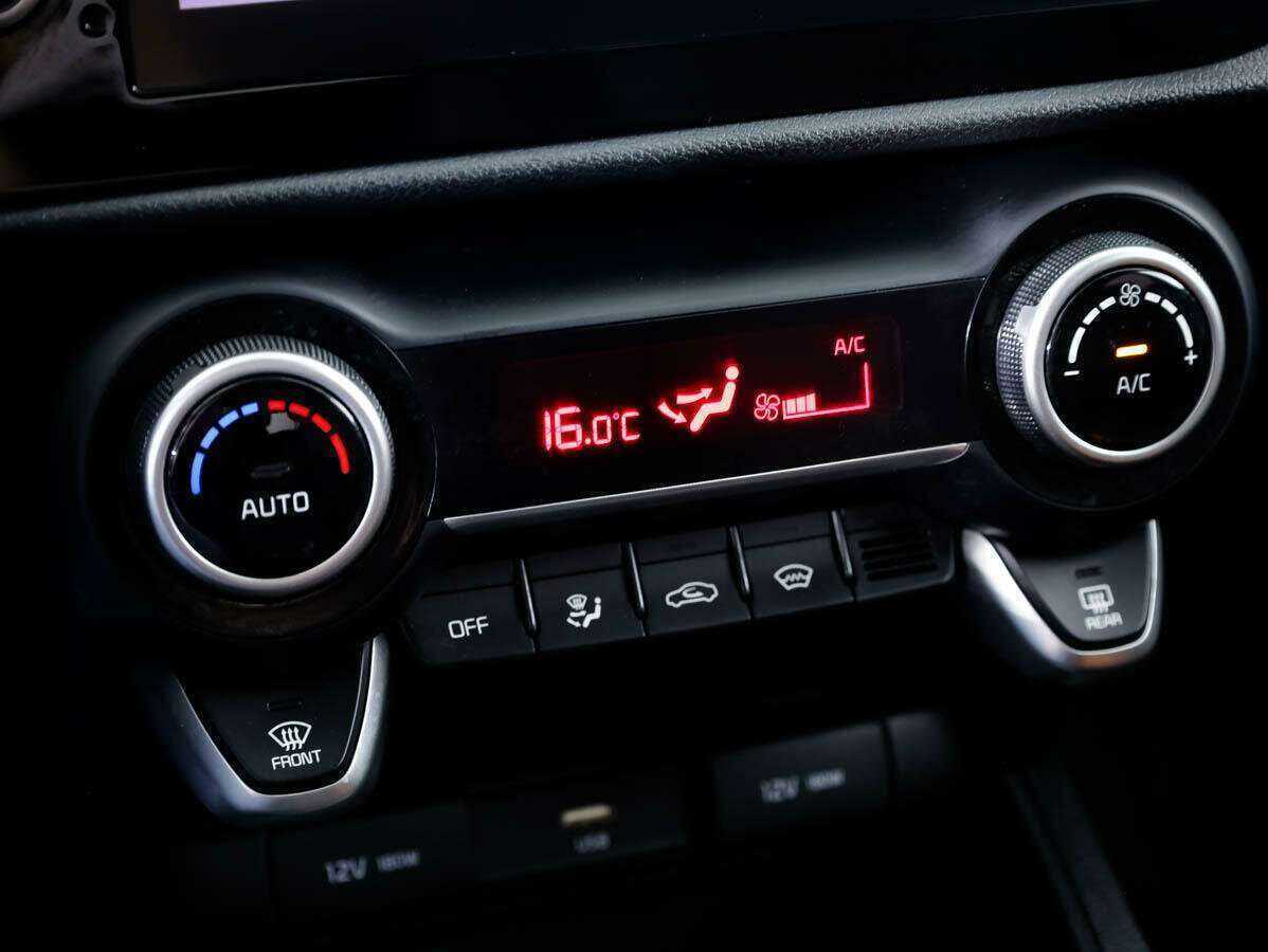 Купить Kia Rio, 2021, 42 442 км.. Фото: #17