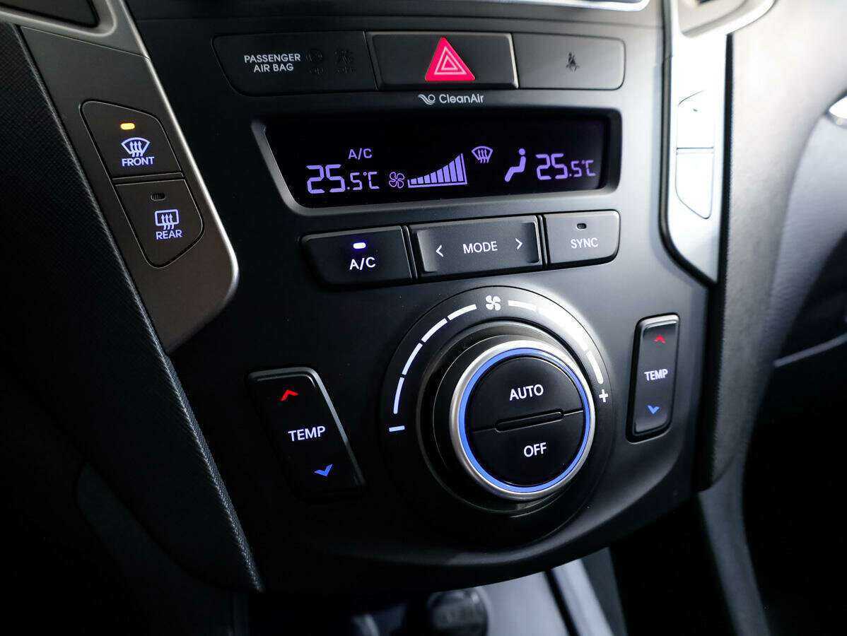 Купить Hyundai Santa Fe, 2017, 101 576 км.. Фото: #21