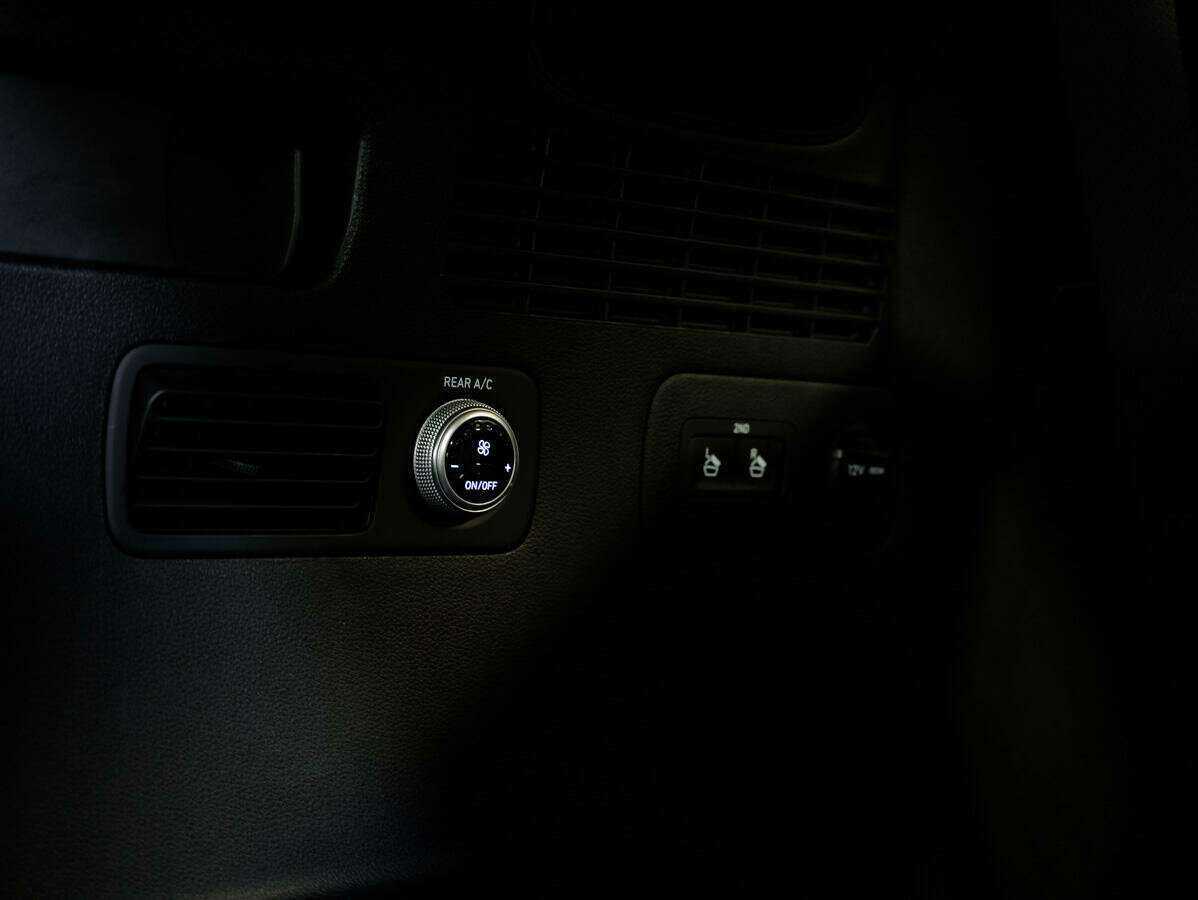 Купить Hyundai Santa Fe, 2020, 133 413 км.. Фото: #13