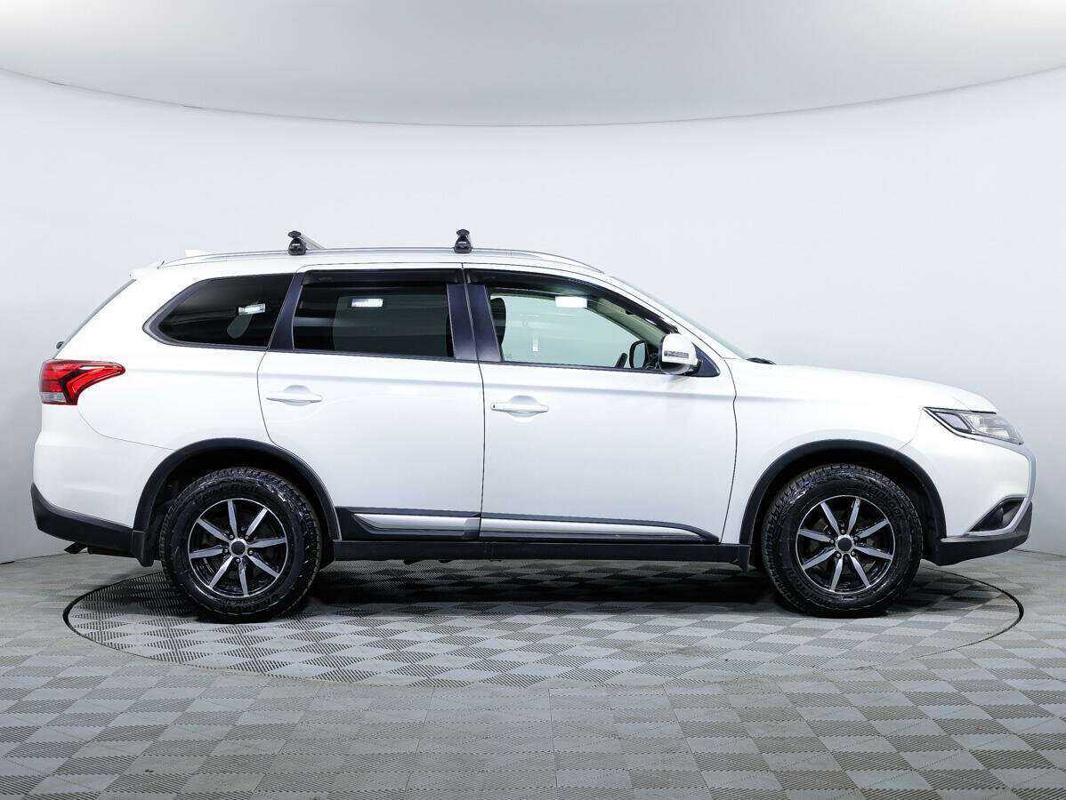 Купить Mitsubishi Outlander, 2018, 144 060 км.. Фото: #3