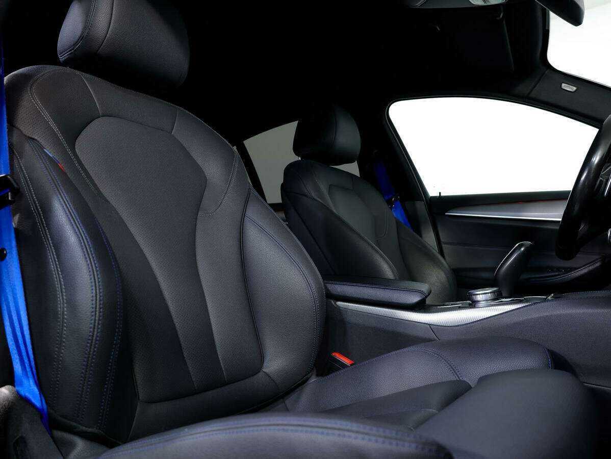 Купить BMW 5 серии, 2018, 209 516 км.. Фото: #9