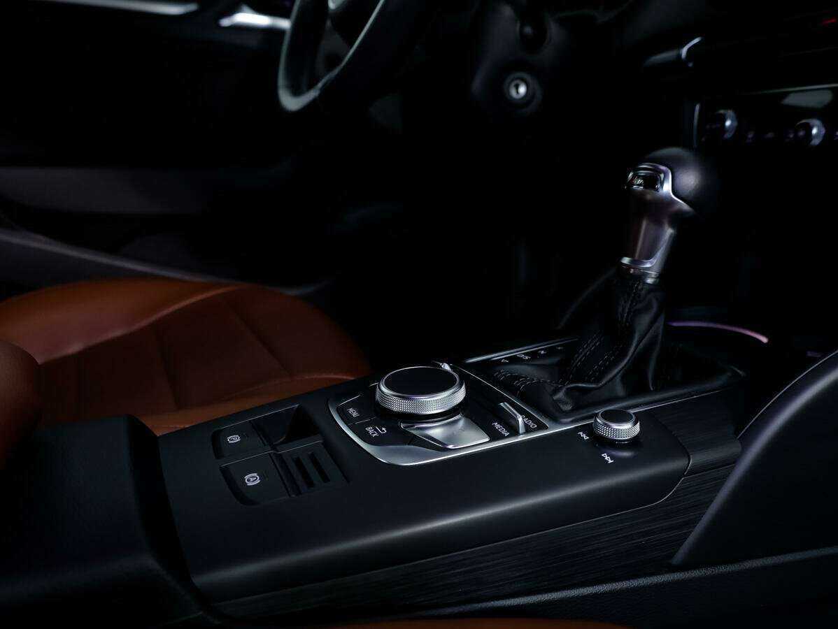 Купить Audi A3, 2018, 49 582 км.. Фото: #9