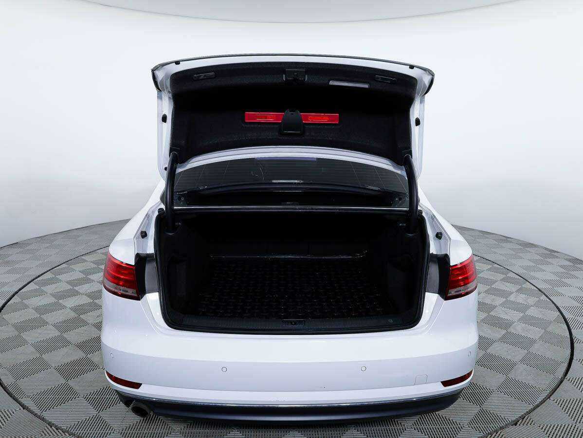 Купить Audi A4, 2015, 120 174 км.. Фото: #5