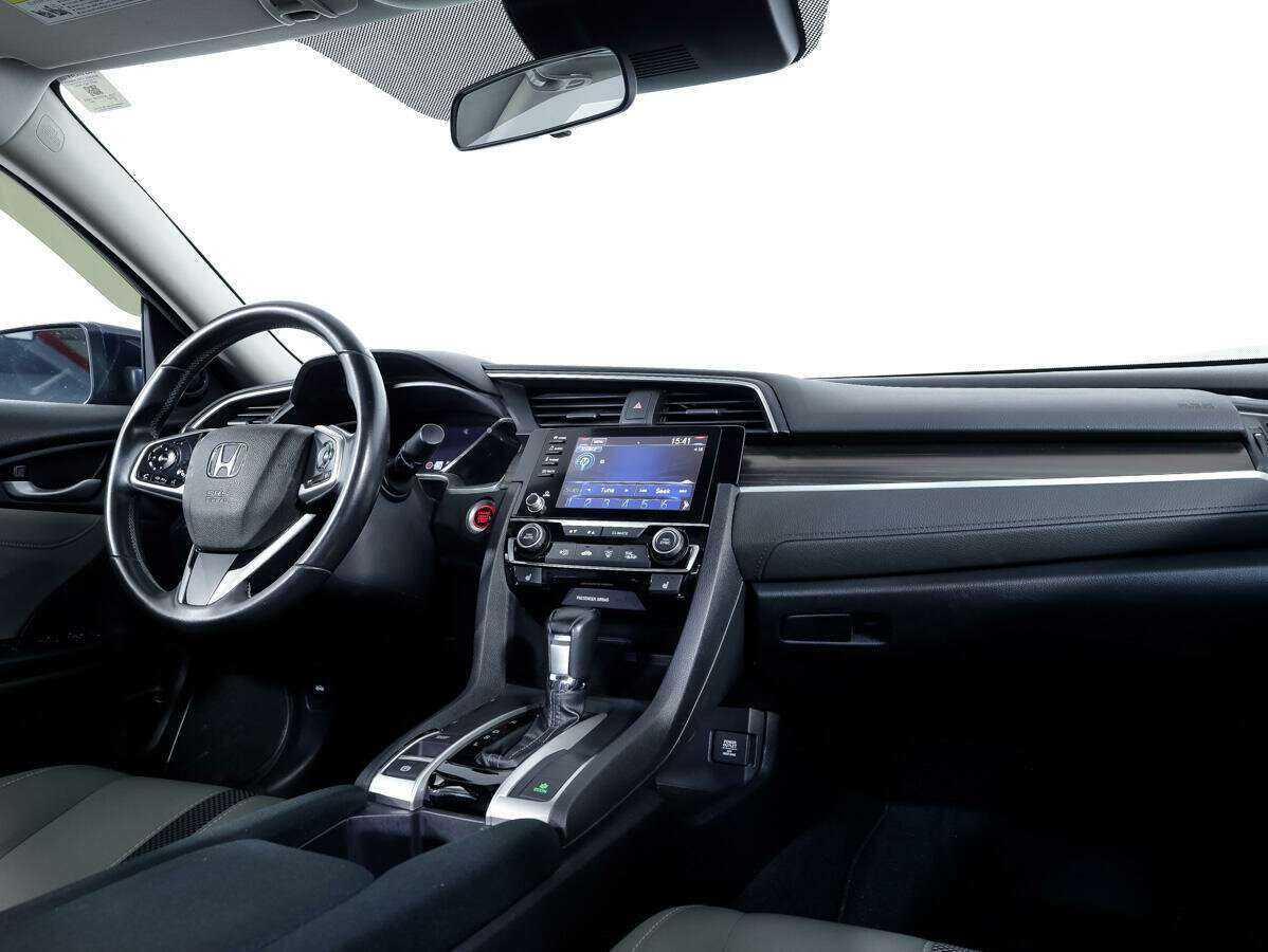 Купить Honda Civic, 2019, 26 064 км.. Фото: #6