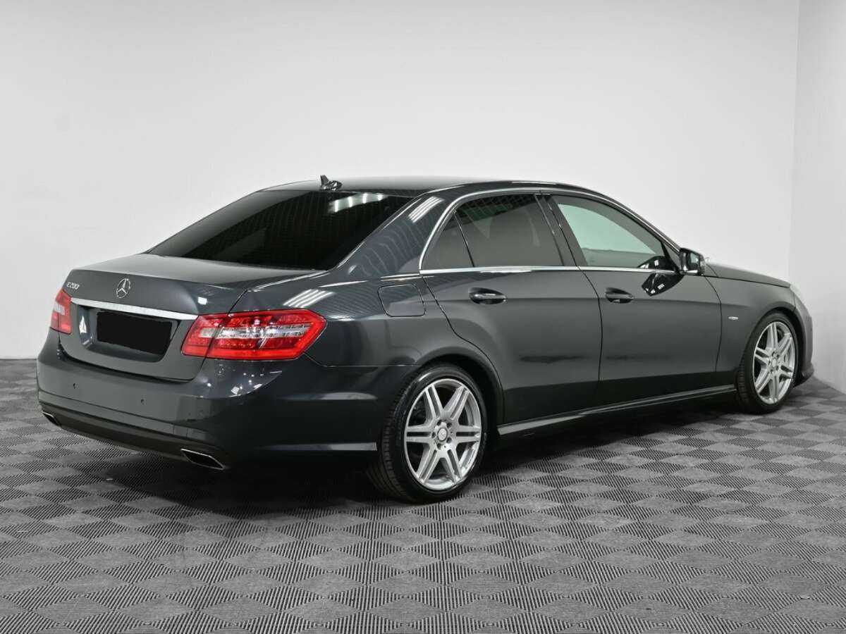 Купить Mercedes-Benz E-Класс, 2012, 142 123 км.. Фото: #1