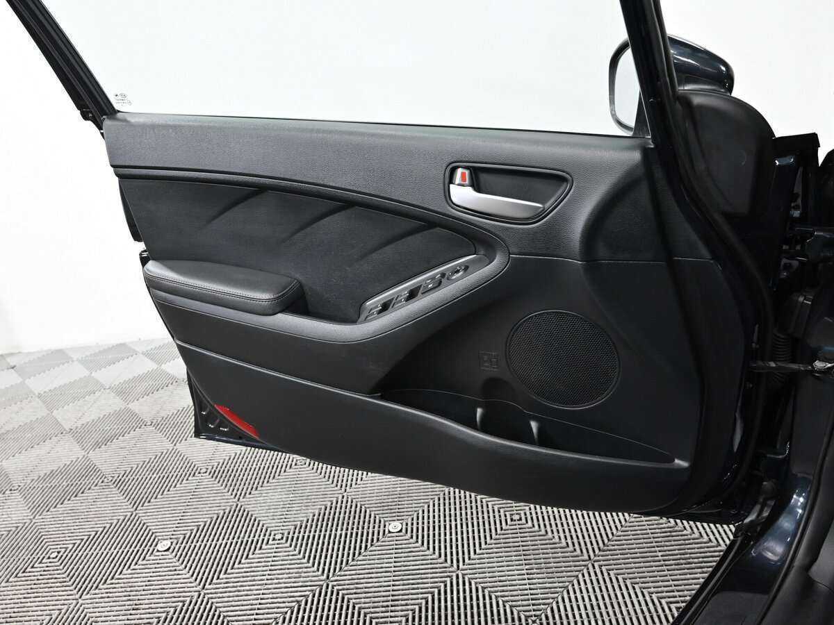 Купить Kia Cerato, 2019, 70 000 км.. Фото: #5