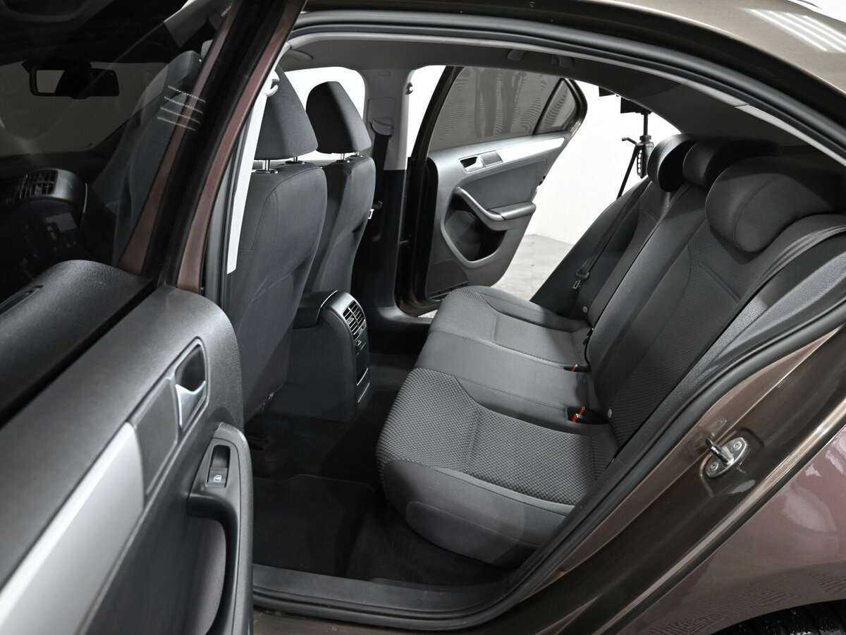 Купить Volkswagen Jetta, 2013, 119 000 км.. Фото: #5