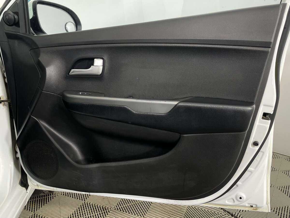 Купить Kia Rio, 2015, 166 313 км.. Фото: #19