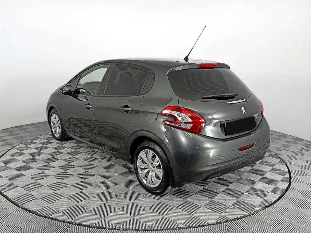Купить Peugeot 208, 2013, 108 259 км.. Фото: #6