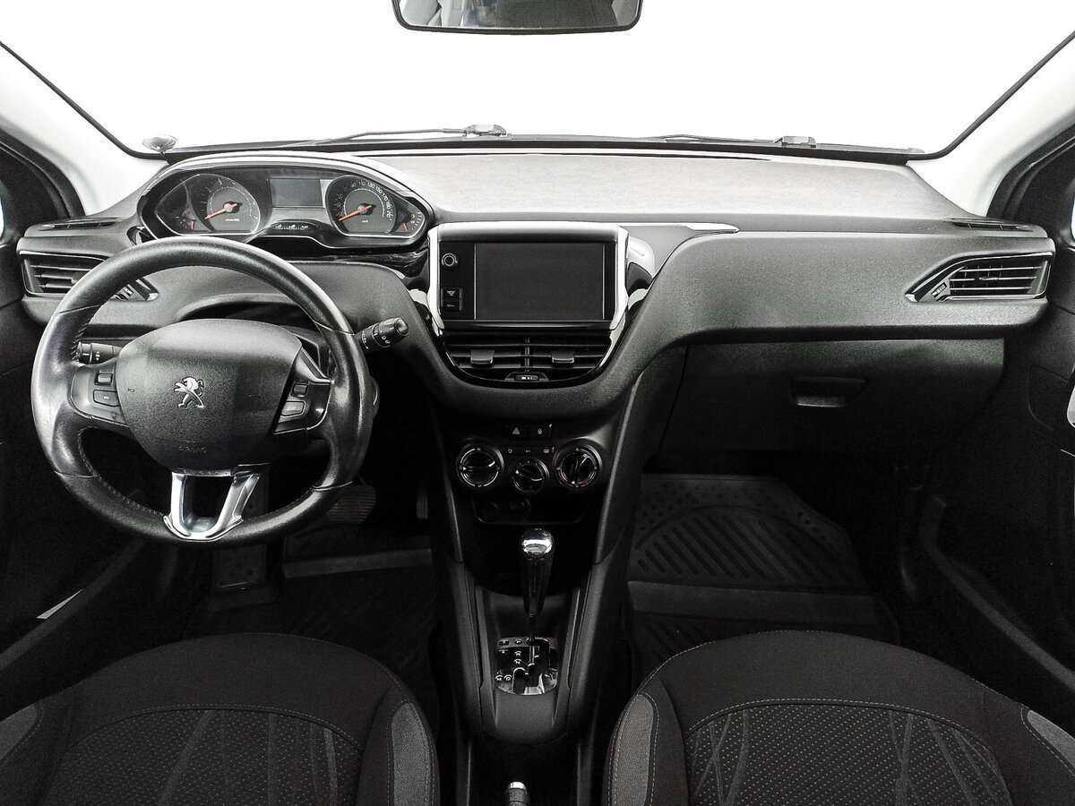 Купить Peugeot 208, 2013, 108 259 км.. Фото: #11