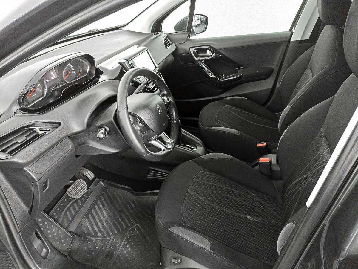 Купить Peugeot 208, 2013, 108 259 км.. Фото: #13