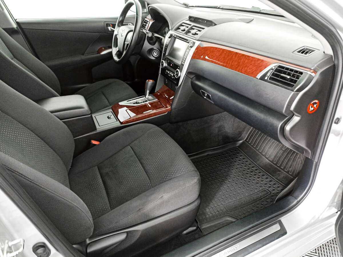 Купить Toyota Camry, 2012, 161 653 км.. Фото: #8