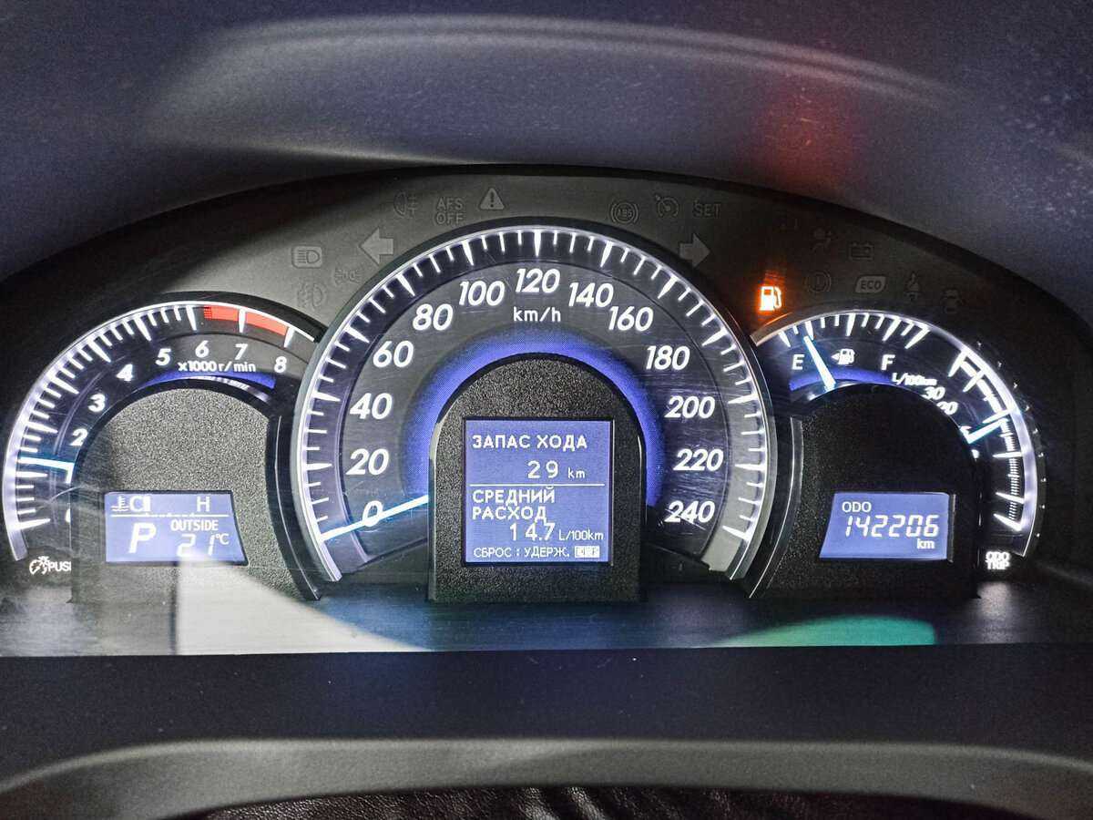 Купить Toyota Camry, 2012, 161 653 км.. Фото: #10