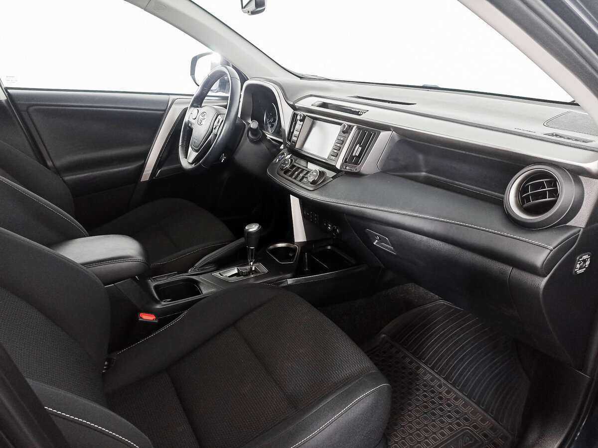 Купить Toyota RAV4, 2018, 97 383 км.. Фото: #8