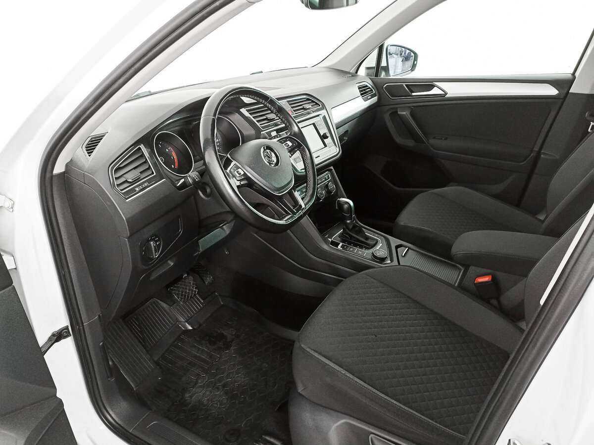 Купить Volkswagen Tiguan, 2017, 87 103 км.. Фото: #15