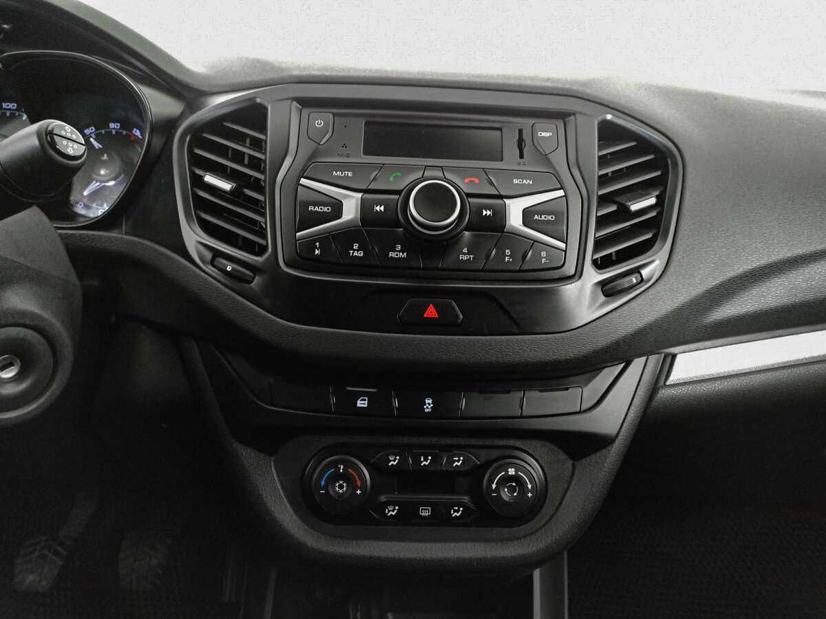 Купить Lada (ВАЗ) Vesta, 2017, 103 047 км.. Фото: #12