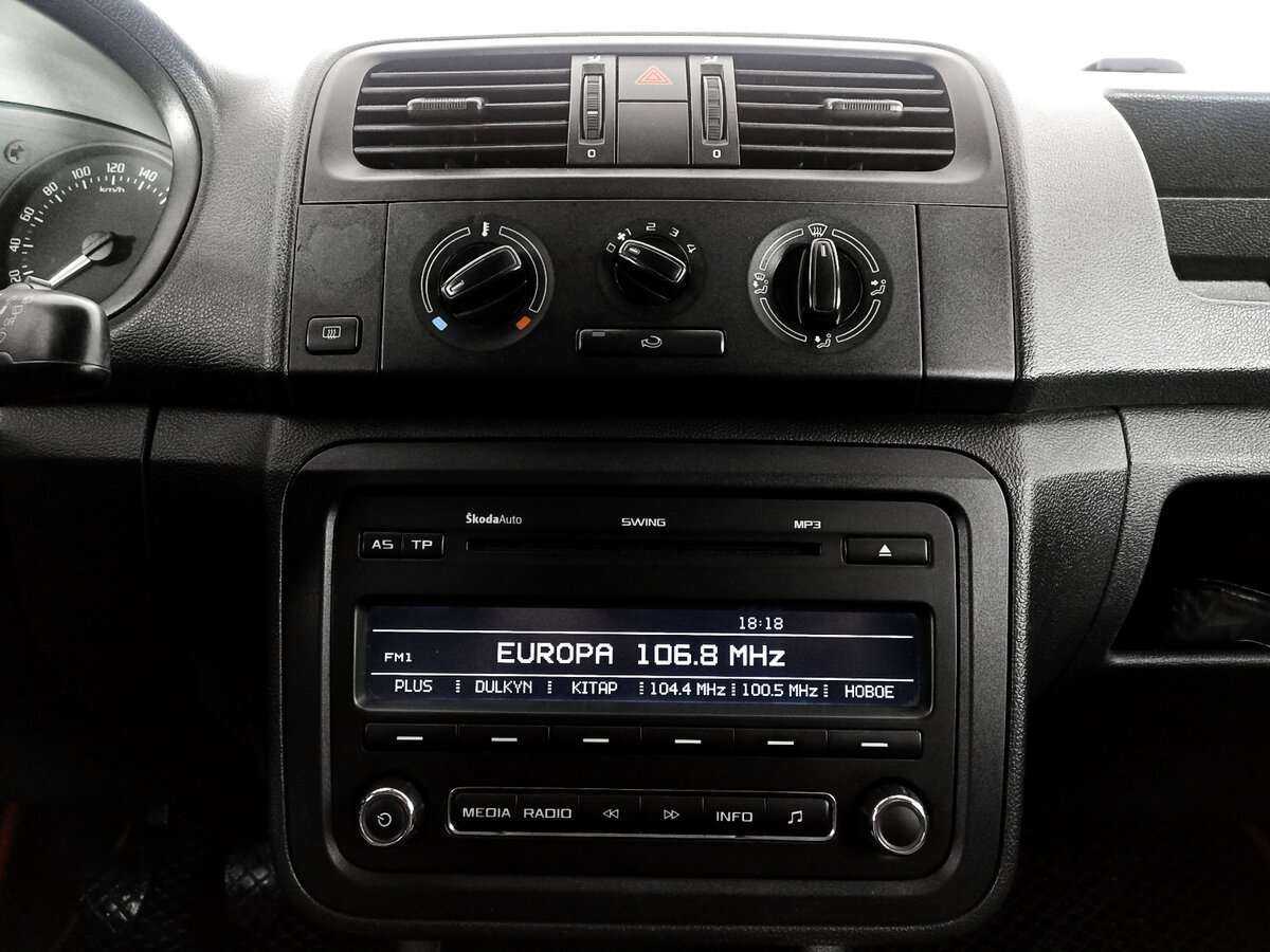 Купить Шкода Фабия, 2012, 107 836 км.. Фото: #11