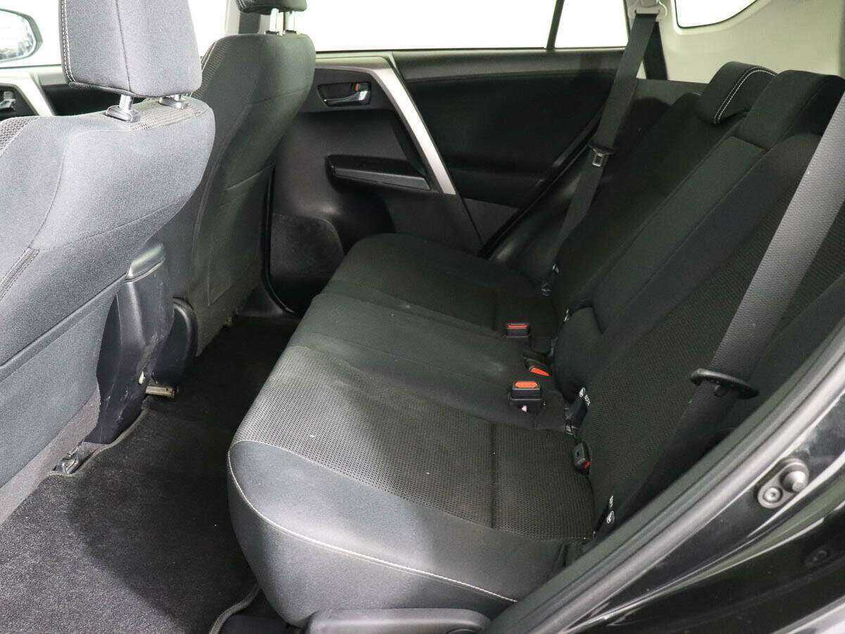 Купить Toyota RAV4, 2016, 114 752 км.. Фото: #8