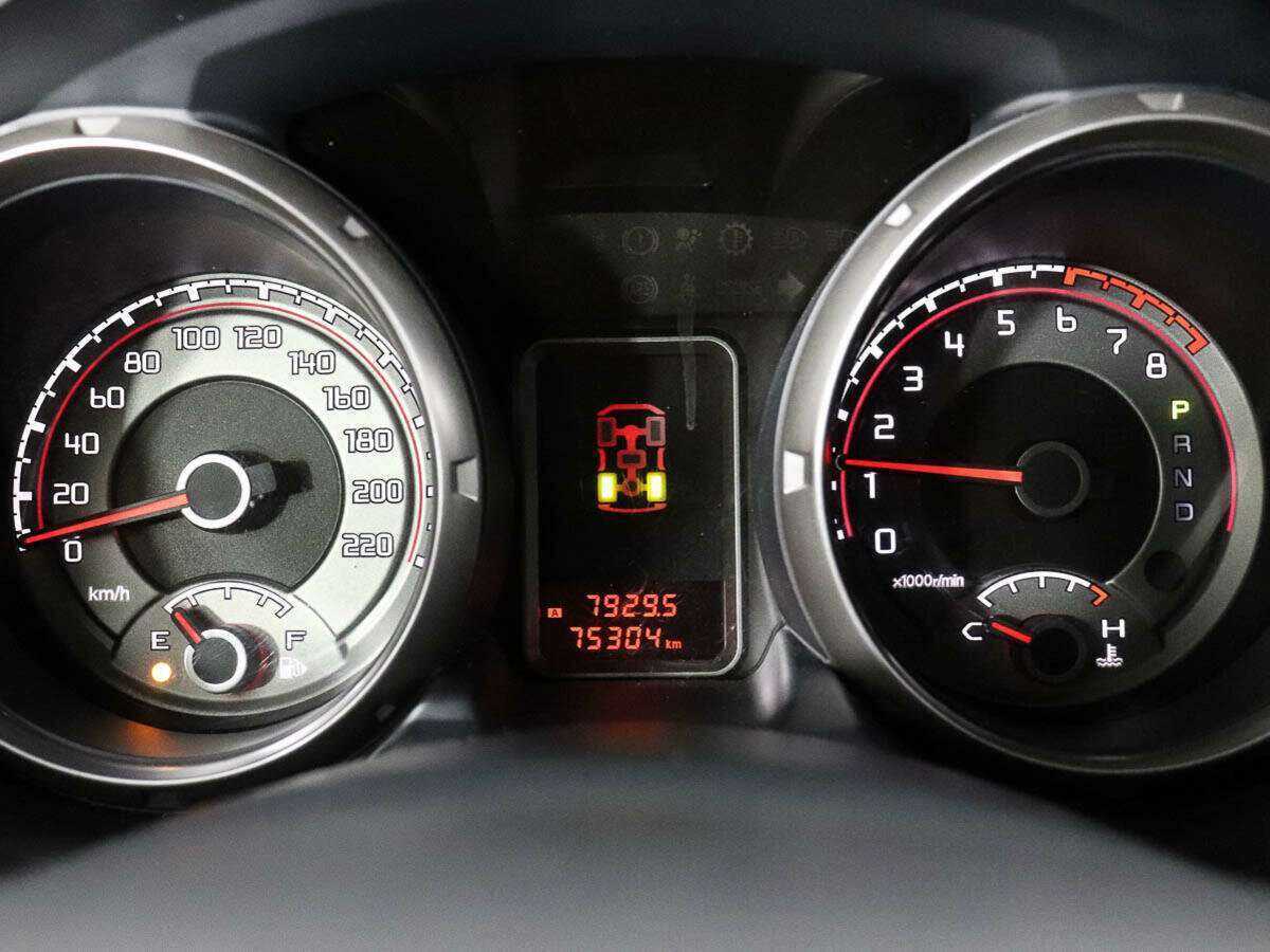 Купить Mitsubishi Pajero, 2015, 75 250 км.. Фото: #6