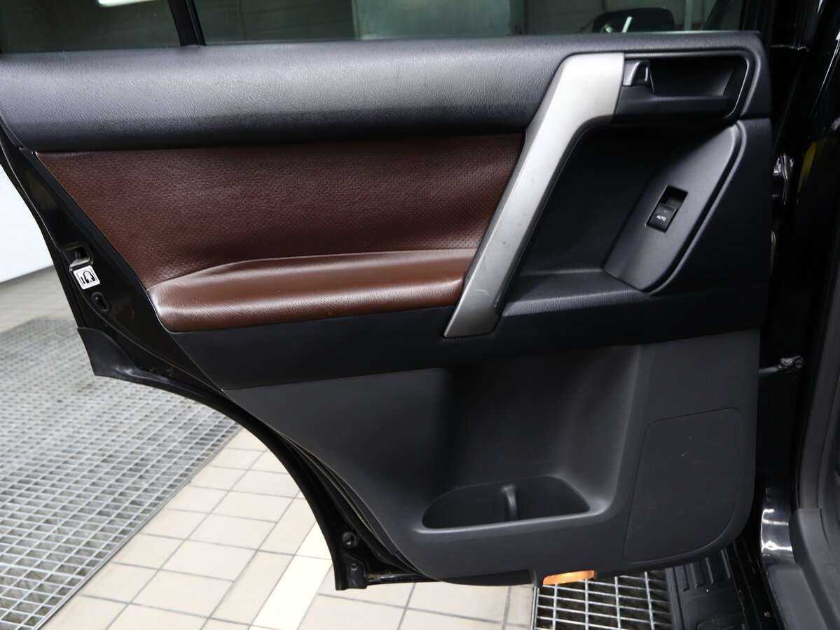 Купить Toyota Land Cruiser Prado, 2013, 265 000 км.. Фото: #8