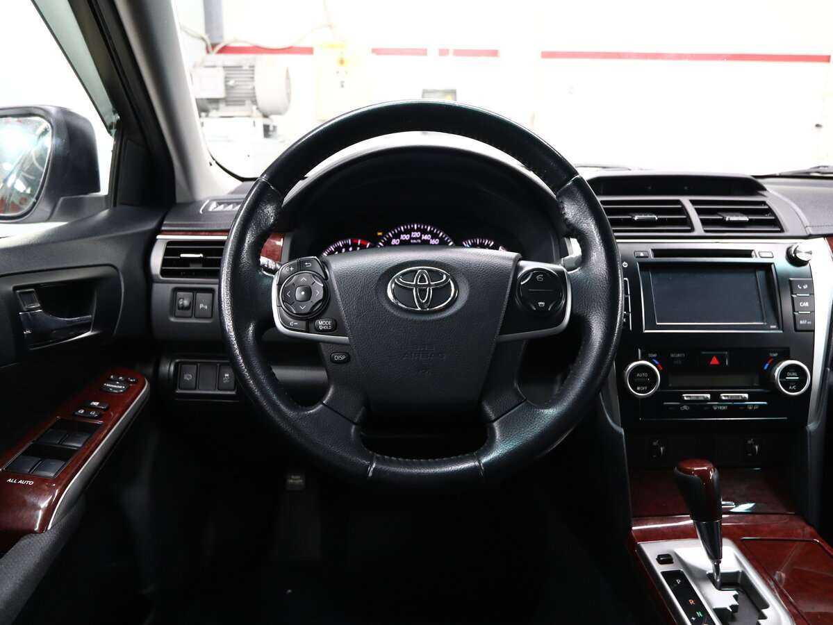 Купить Toyota Camry, 2013, 92 500 км.. Фото: #17