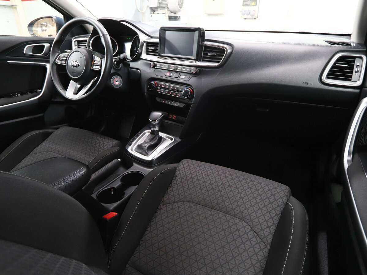 Купить Kia Ceed, 2018, 93 000 км.. Фото: #14