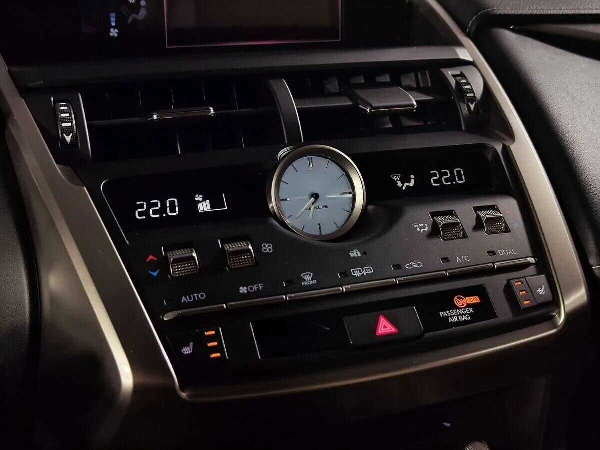 Купить Lexus NX, 2018, 94 543 км.. Фото: #15