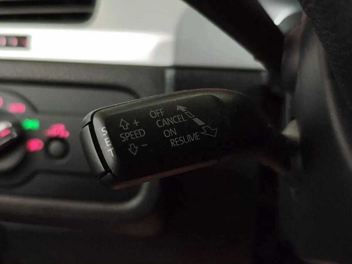 Купить Volkswagen Touareg, 2014, 176 954 км.. Фото: #14