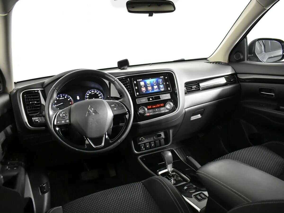 Купить Mitsubishi Outlander, 2019, 108 264 км.. Фото: #6