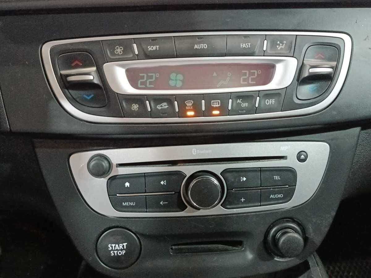 Купить Renault Fluence, 2016, 184 447 км.. Фото: #13