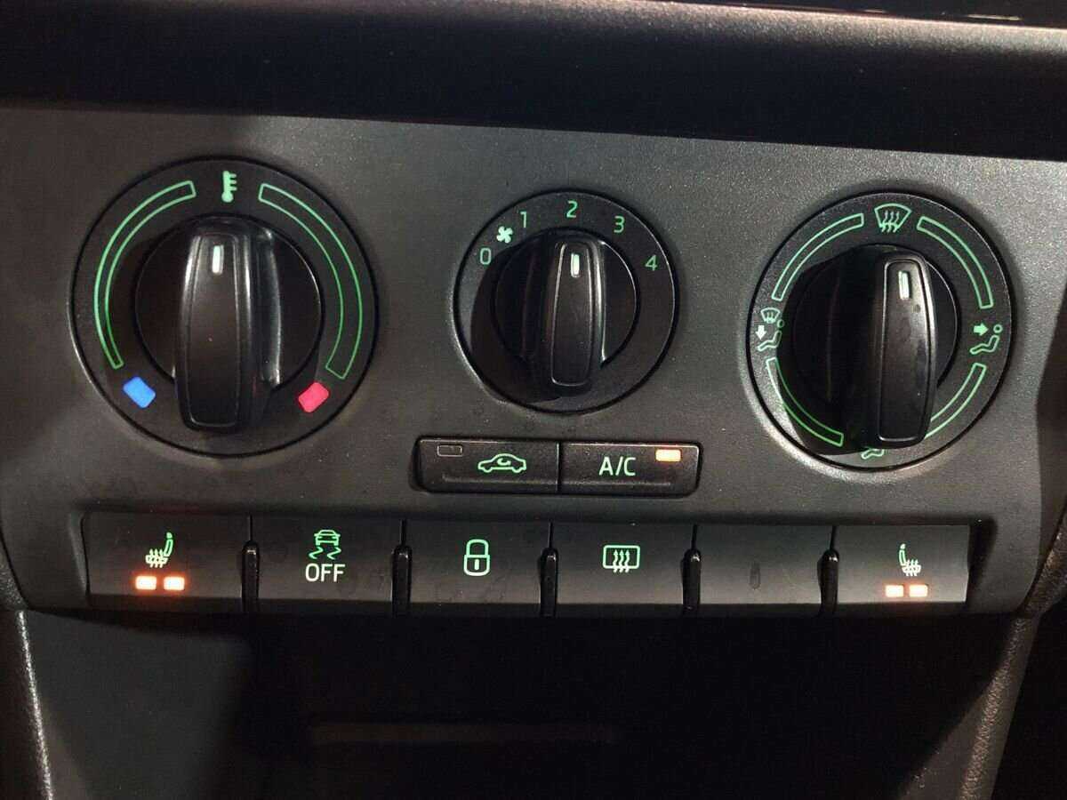 Купить Skoda Rapid, 2015, 150 050 км.. Фото: #12