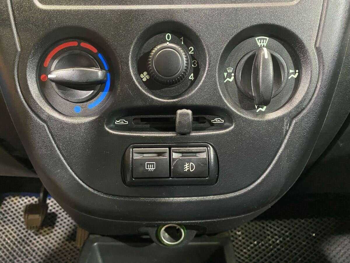 Купить Lada (ВАЗ) Granta, 2012, 126 695 км.. Фото: #12