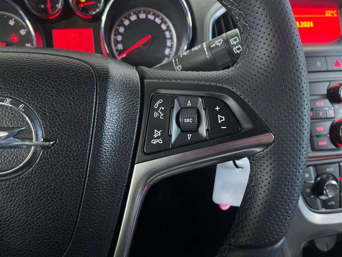 Купить Opel Astra, 2012, 98 086 км.. Фото: #11