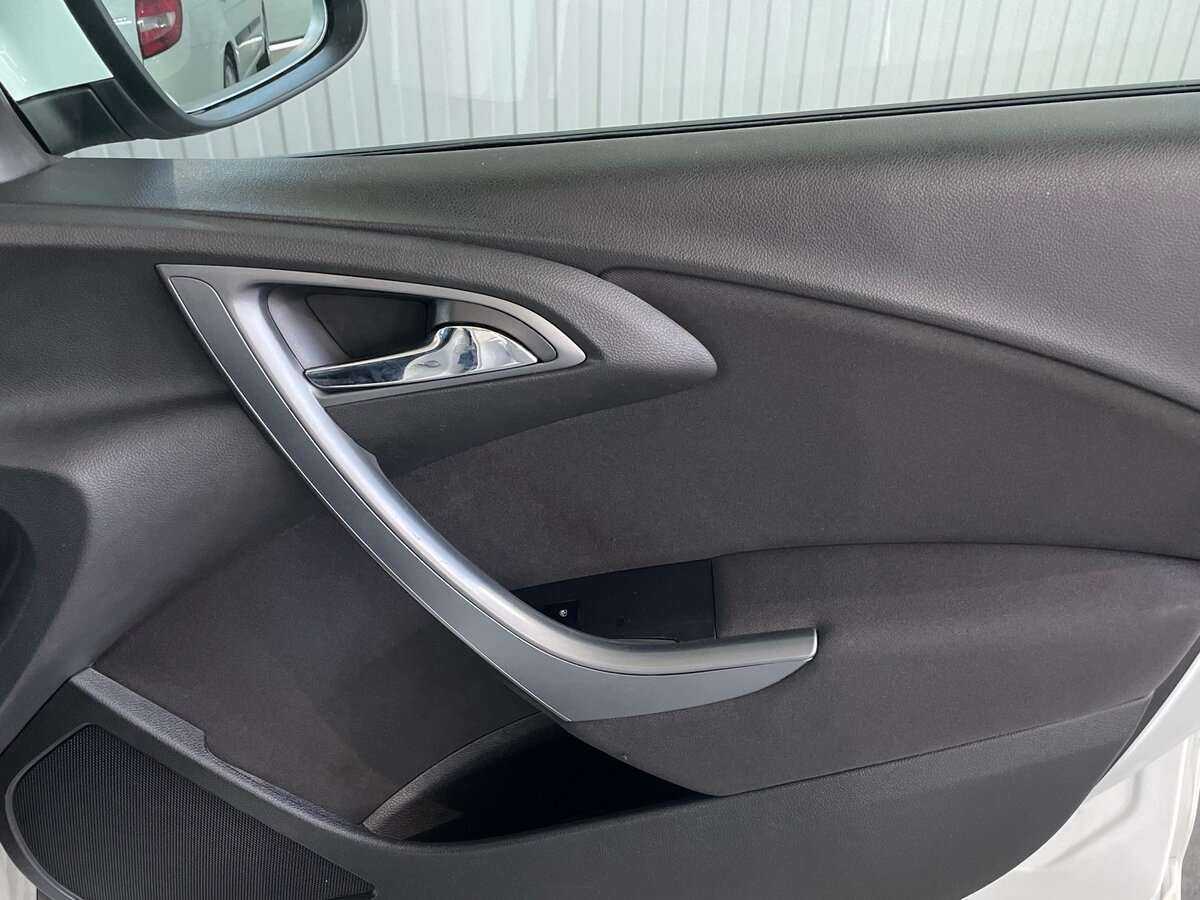 Купить Opel Astra, 2012, 98 086 км.. Фото: #21