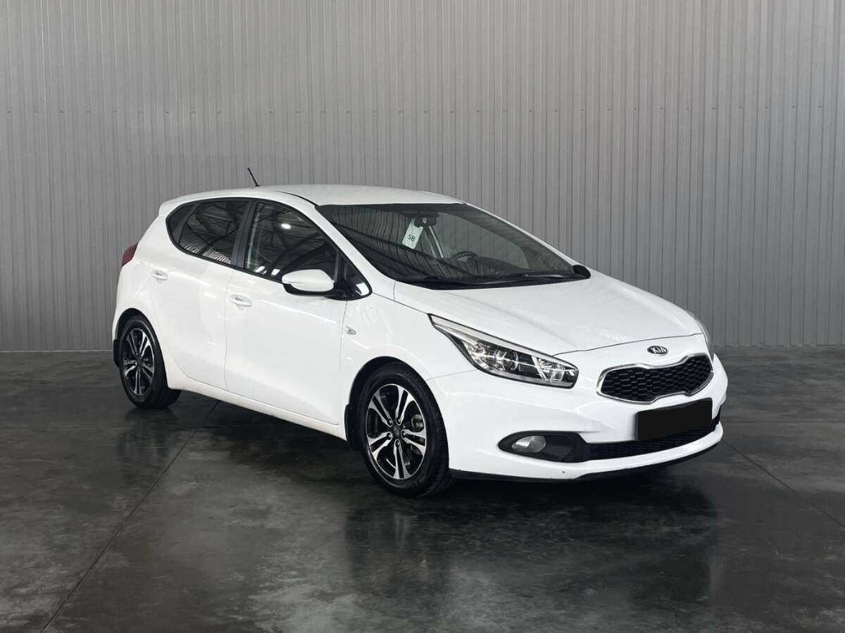 Купить Kia Ceed, 2013, 136 000 км.. Фото: #2