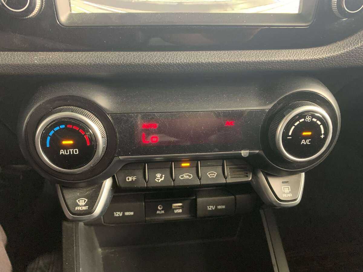 Купить Киа Рио, 2018, 34 525 км.. Фото: #15