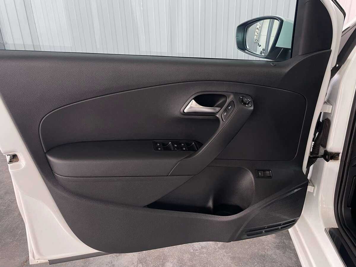 Купить Volkswagen Polo, 2018, 110 272 км.. Фото: #8