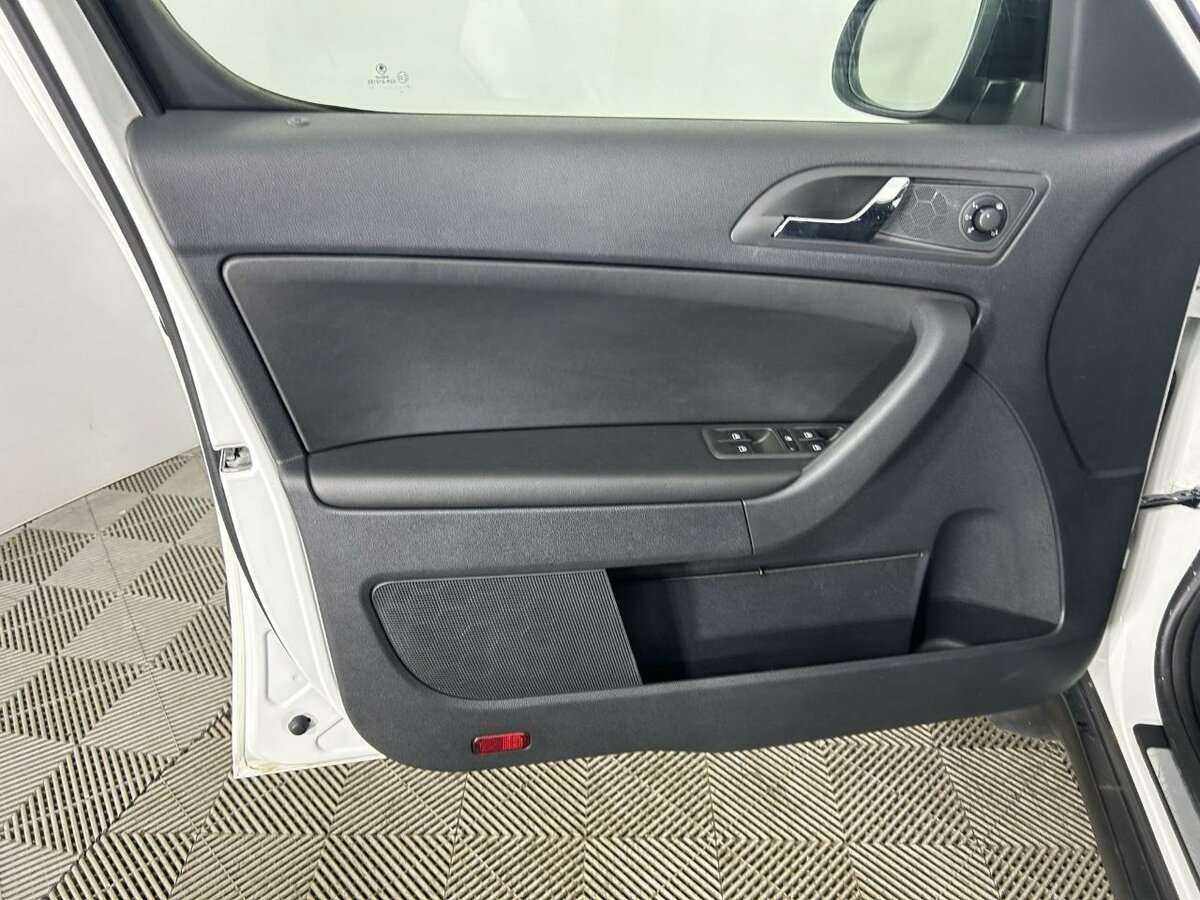 Купить Skoda Yeti, 2017, 89 734 км.. Фото: #7