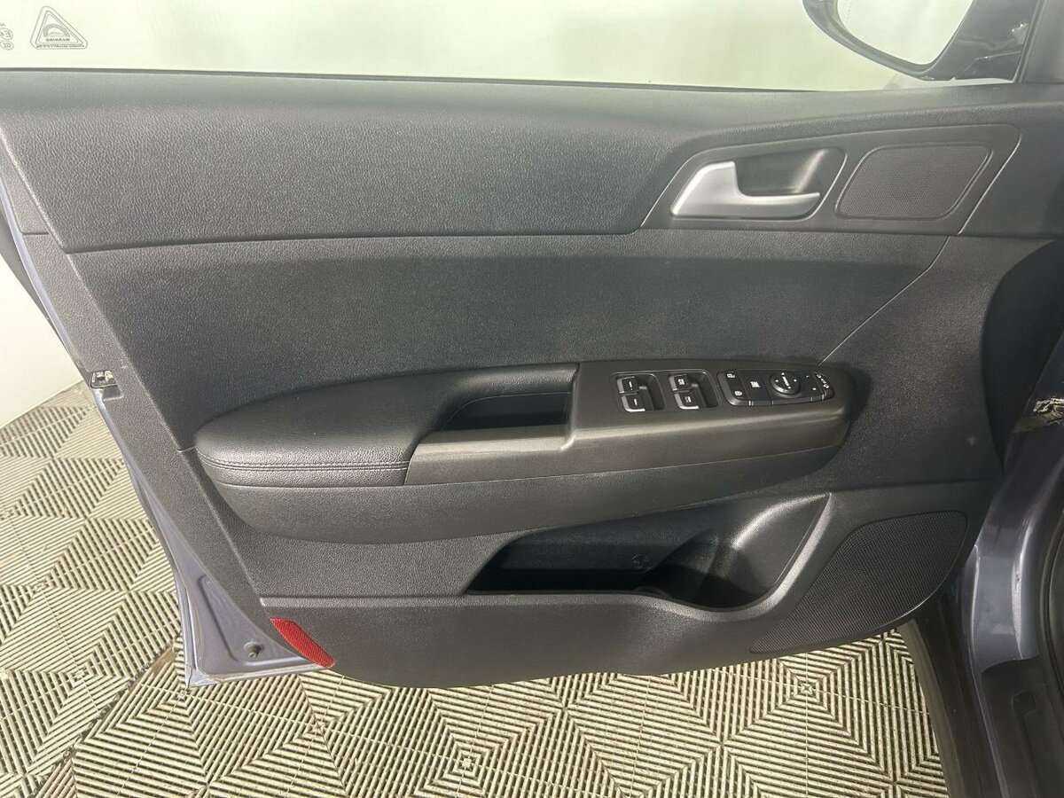 Купить Kia Sportage, 2017, 214 876 км.. Фото: #7