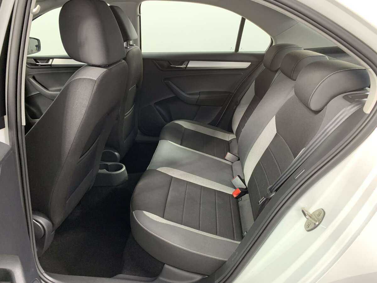 Купить Skoda Rapid, 2019, 87 861 км.. Фото: #9