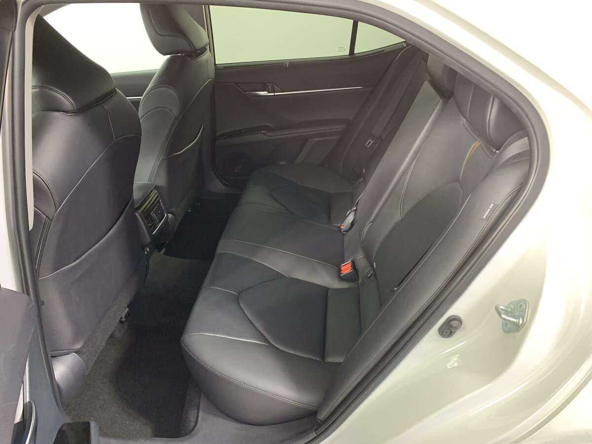 Купить Toyota Camry, 2021, 86 317 км.. Фото: #9